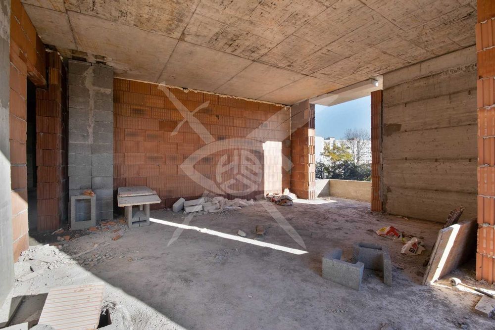 Продава се Четиристаен апартамент в София, Овча купел - 133 кв.м за 997 €/кв.м - Снимка #2