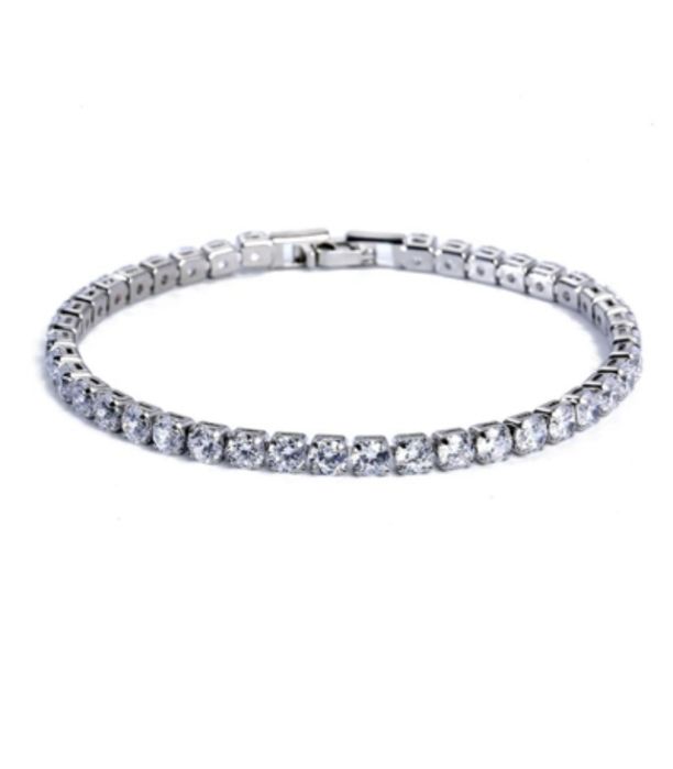 Гривна с  цирконии нова