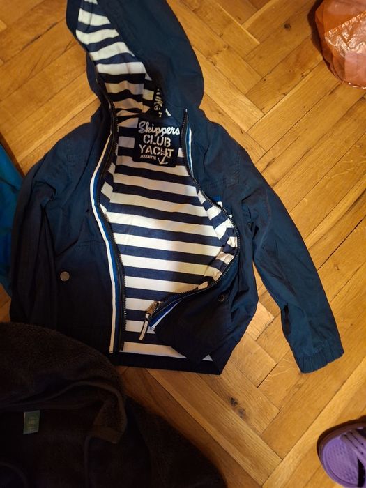 Лот Зимни и преходни якета за момче