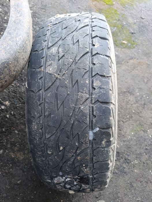 Одна шина 275/70/16