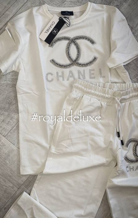 Compleu pentru damă