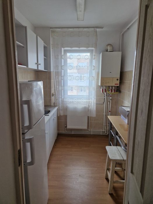 Vand apartament 2 camere