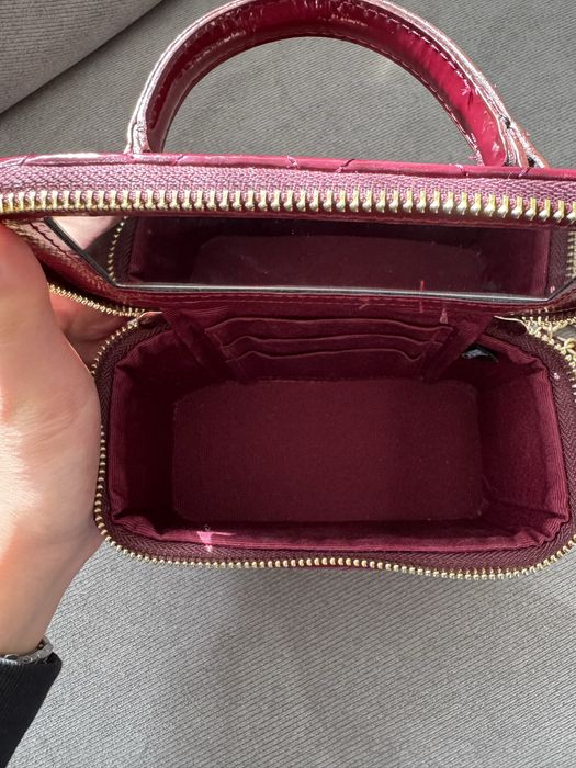 C*H*A*N*E*L bag