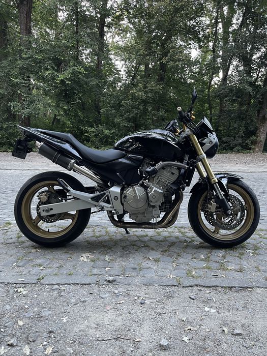 Honda PC36 Hornet 2006 întreținută exemplar