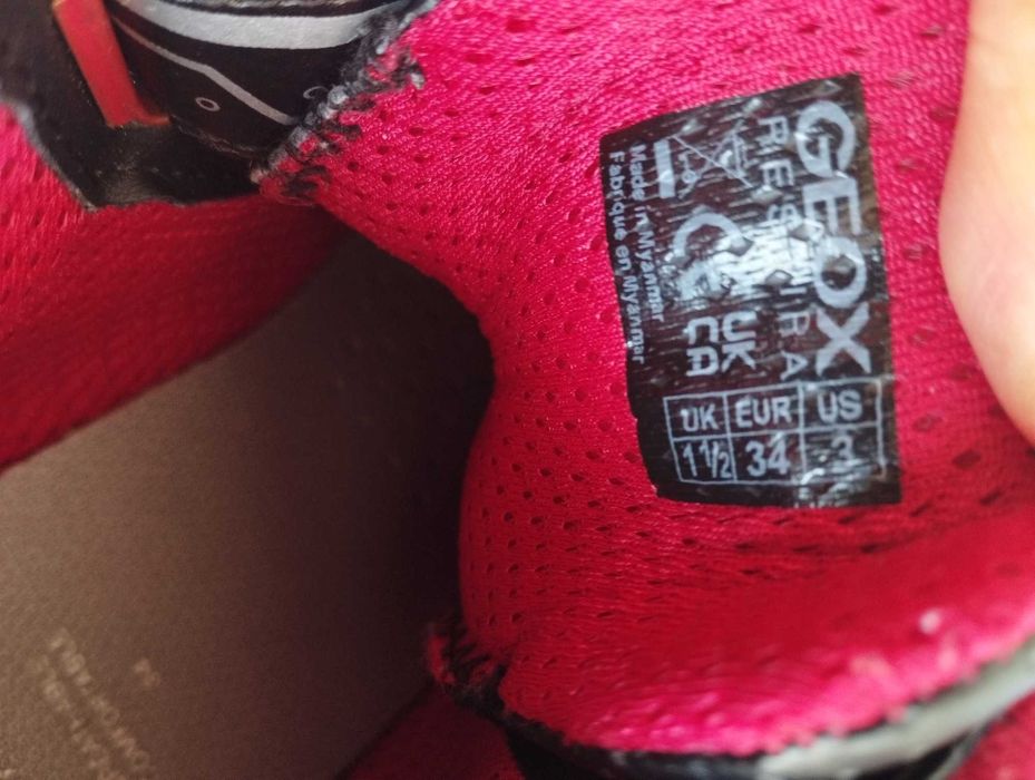 Ecco core-tex,Palladium waterproof и Geox номер 34.