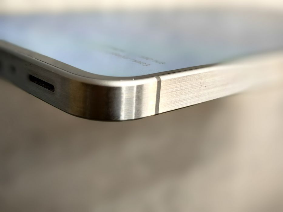 Л! Samsung A56 5G Перфектен 8/128Gb