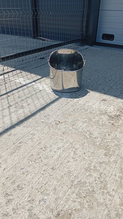 Vând cazane galeți clinte