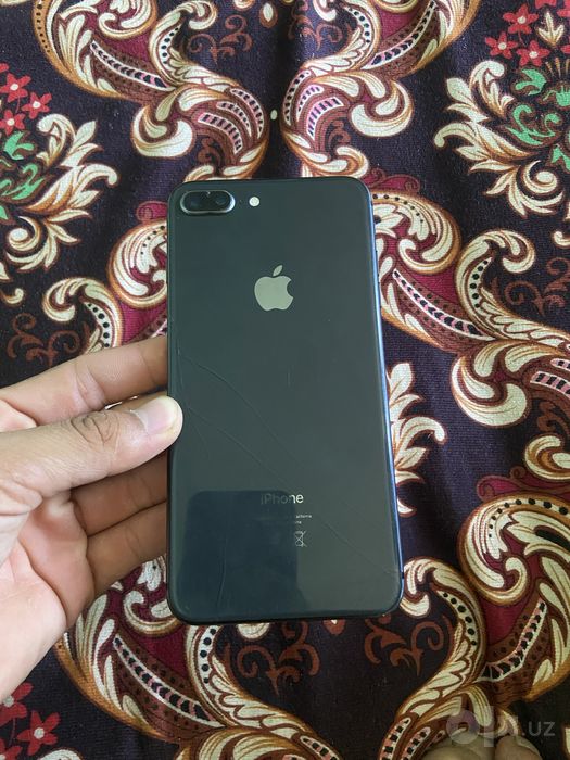 Iphone 8+. 64/77 telefon ochilmagan. Aybi imei. Abmengatel kk dap bor