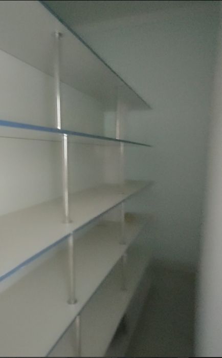 Aptekalar uchun mebel