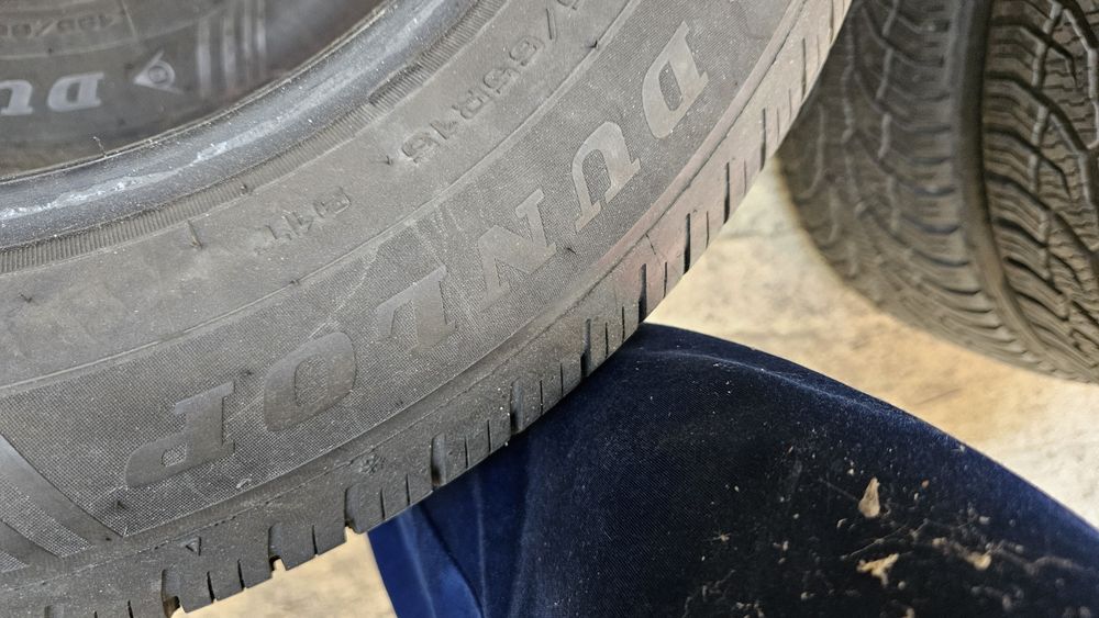 2бр гуми 195 65 15 дот 21 дънлоп