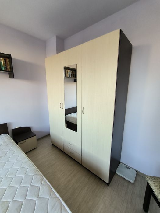 Спален комплект – легло, гардероб, скрин, нощни шкафчета, бюро