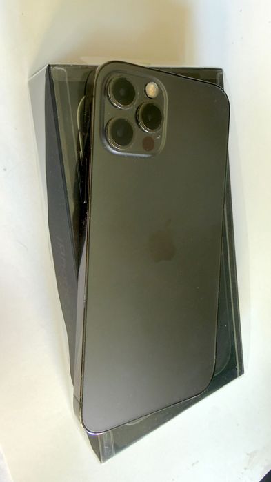 Apple iPhone 12 Pro 128 GB – cu cutie, stare bună