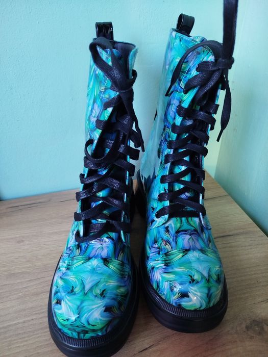 Уникални боти 40 номер