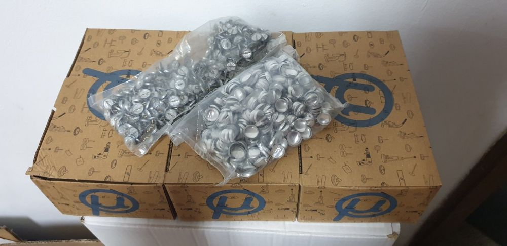 Заготовки за обличане на копчета 28 -40 размер