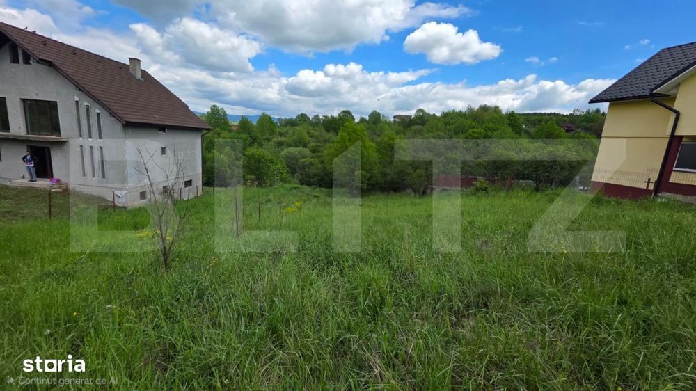 Teren 12 ari, zona linistita, cu priveliste frumoasa