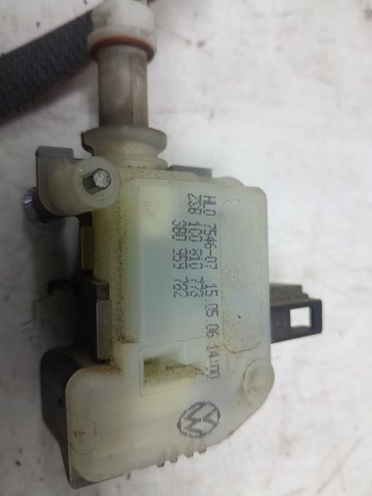 Motoras usita rezervor 1c0810773 Volkswagen VW Phaeton 1  [din 2002 p