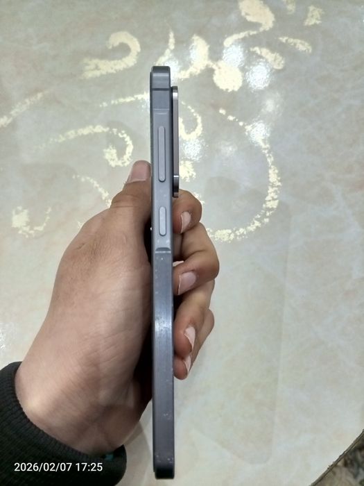 Samsung A56 5G xolati ideal.