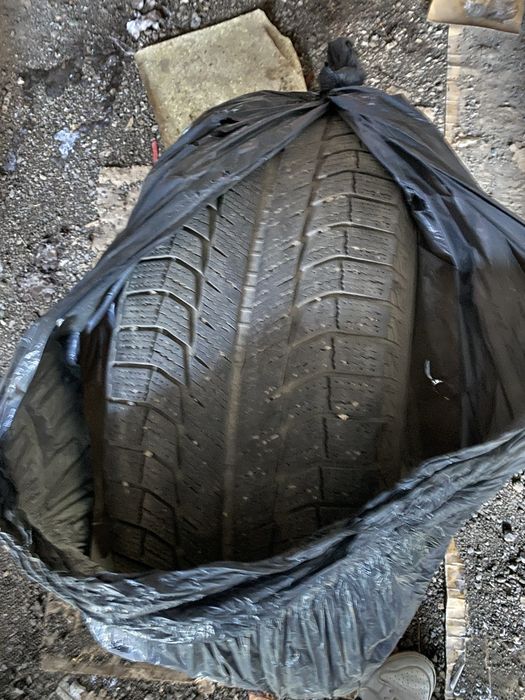 Продам шины липучка 4 шт