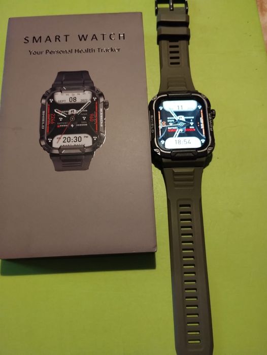 Smartwatch militar rezistent