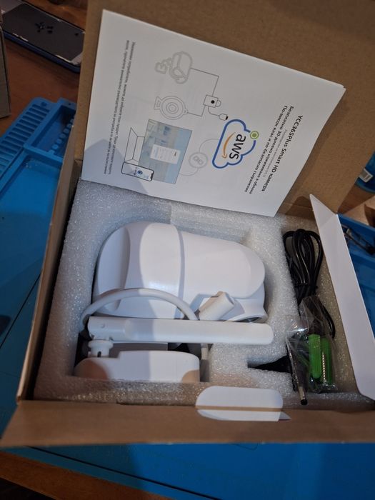 2бр WIFI камери + 2бр памет карти 64GB