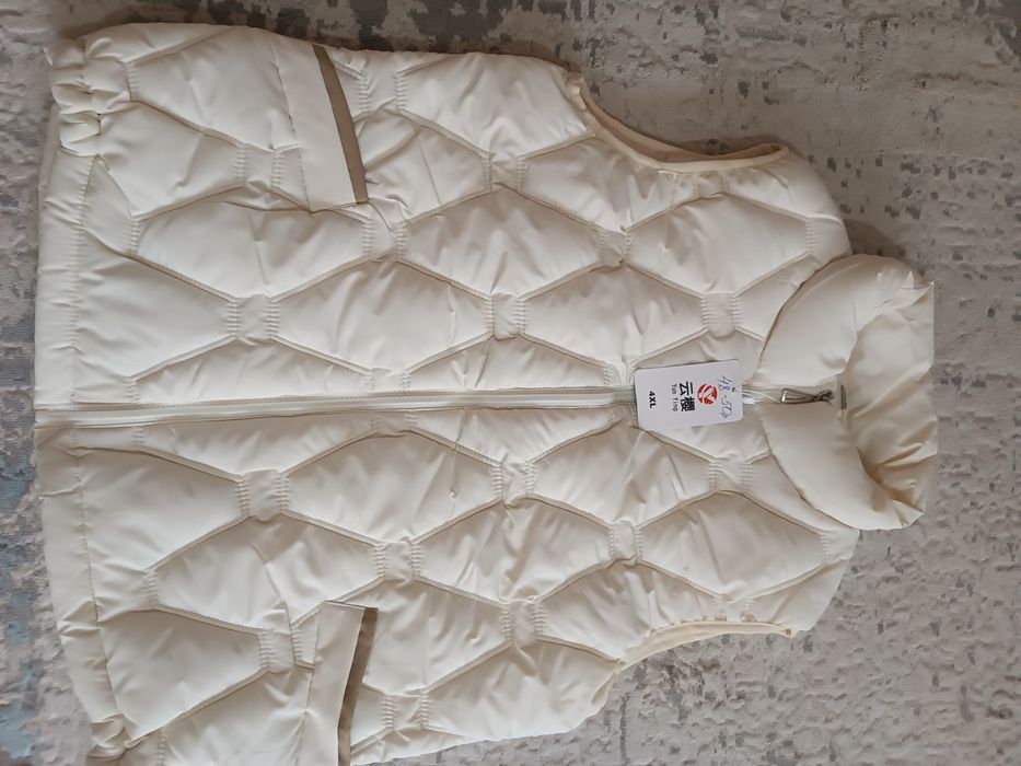 Продам спортивные костюмы