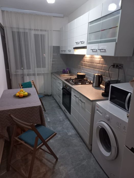 Închiriez apartament 2 camere ultracentral