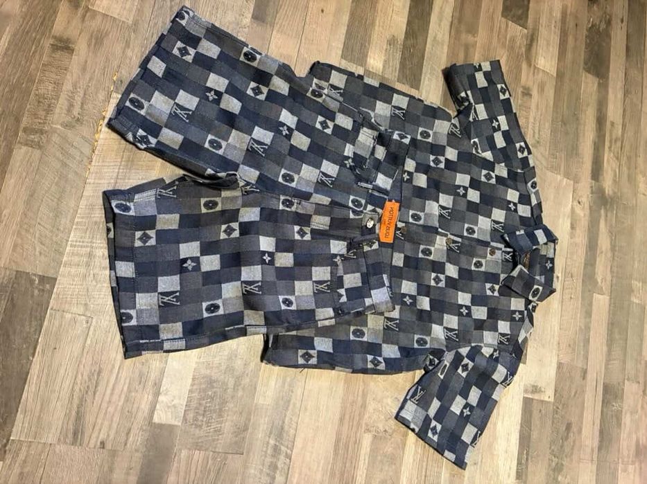 Compleu de blugi barbati model 2026