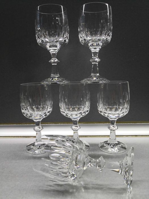 Качествен колекционерски кристал