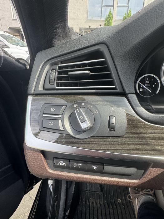 BMW Seria 5 , 525d Xdrive Luxury line