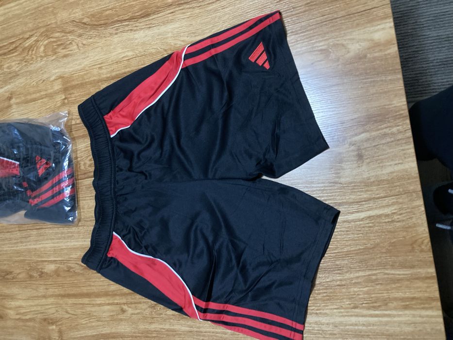 Мъжики оригинални шорти Adidas