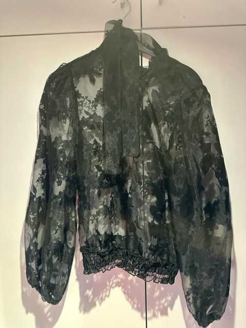 Vand camasa dantela cu funda ZARA