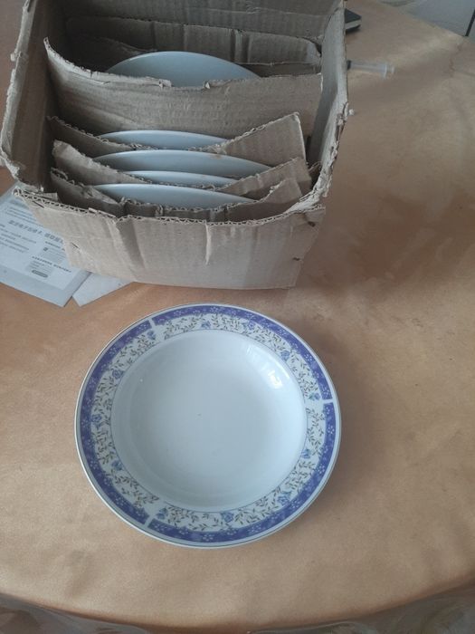 Посуду комплект из36