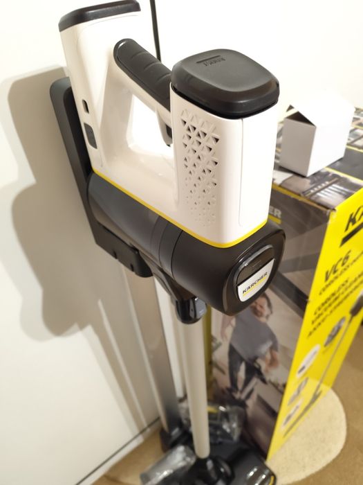 Вертикална прахосмукачка Kerher VC6