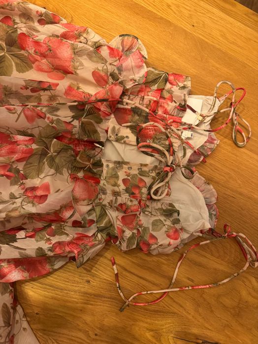 Уникална рокля ягоди от лен