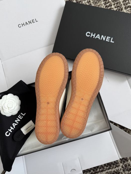Adidasi Chanel
