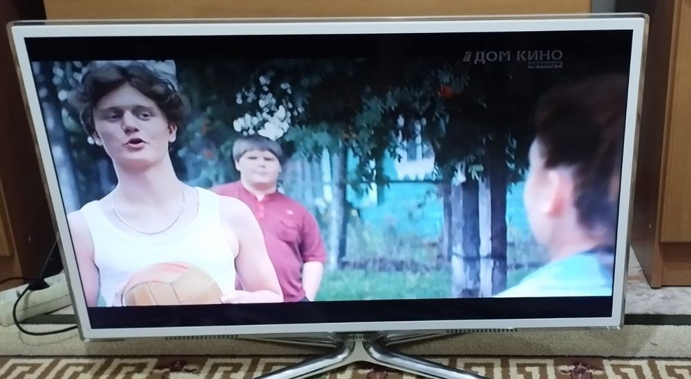 Телевизор Самсунг