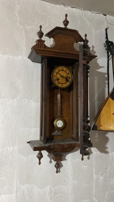 Продам настенные часы Le Roi