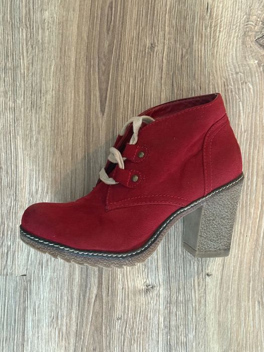 Дамски обувки Graceland - червен велур