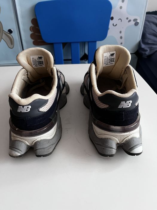 Оригинални New balance 9060 , 42 номер