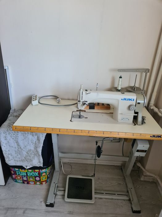 Masina de cusut industriala Juki DDL-8700