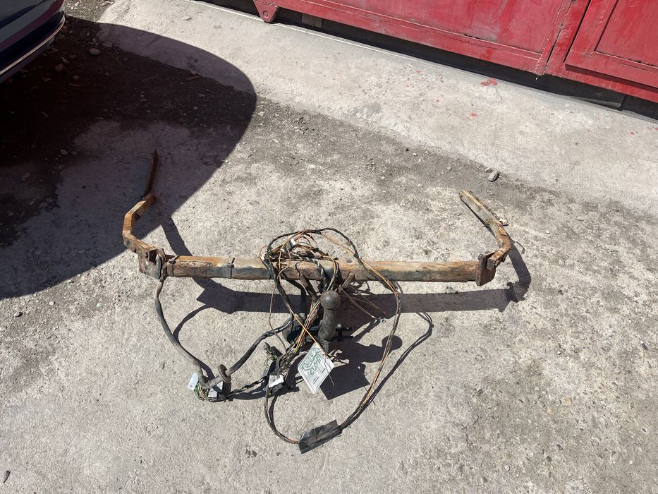 Carlig ford focus 2 complect modul priza break