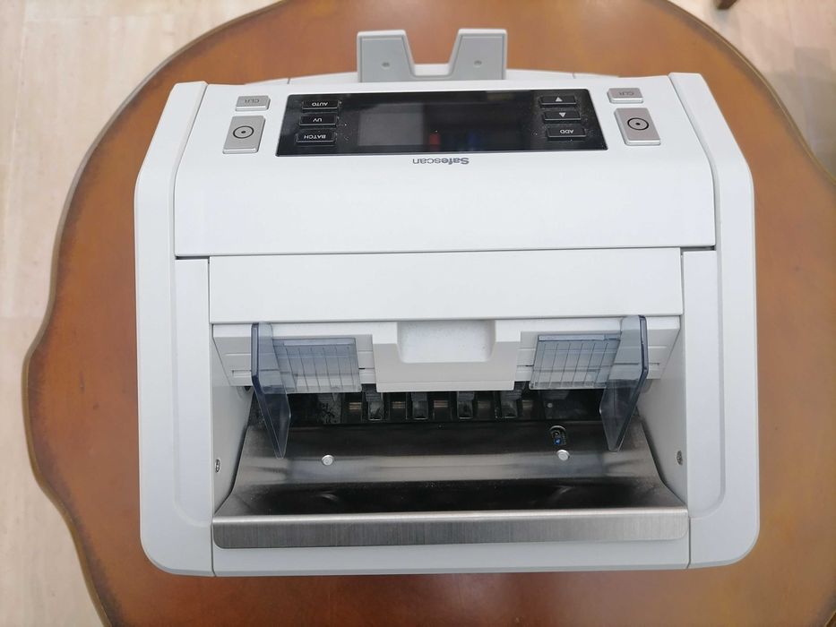 Принтер и скенер + брояч на пари