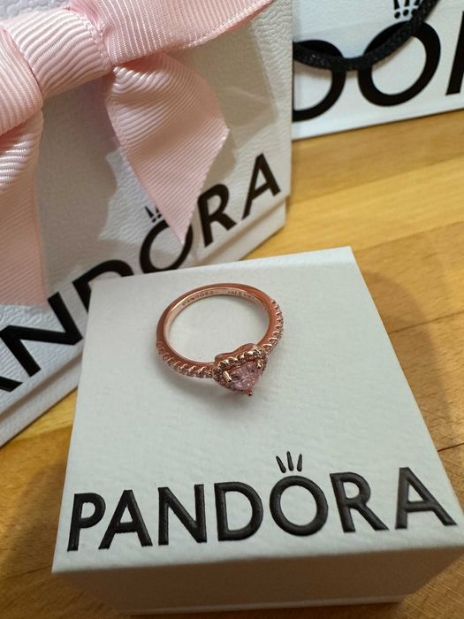 Inel Pandora Argint cu Inima roz