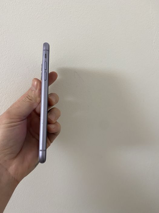 Vand Iphone 11 64 GB