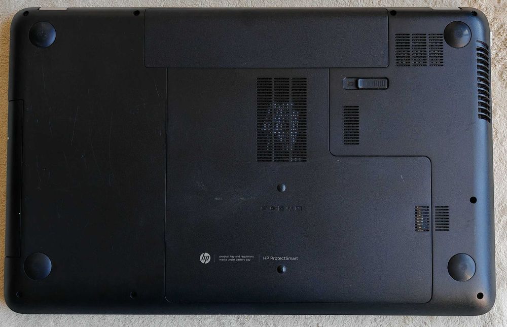 HP Pavilion 17.3" HD+ Intel i5‑4200M 8GB SSD Samsung 860EVO 250GB