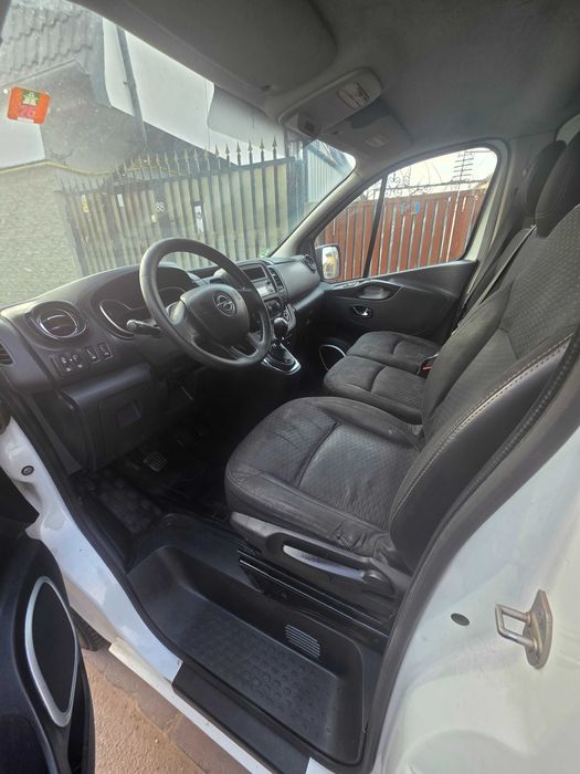 Opel Vivaro 2016 L2 Long 1.6CDTI 120CP Euro5