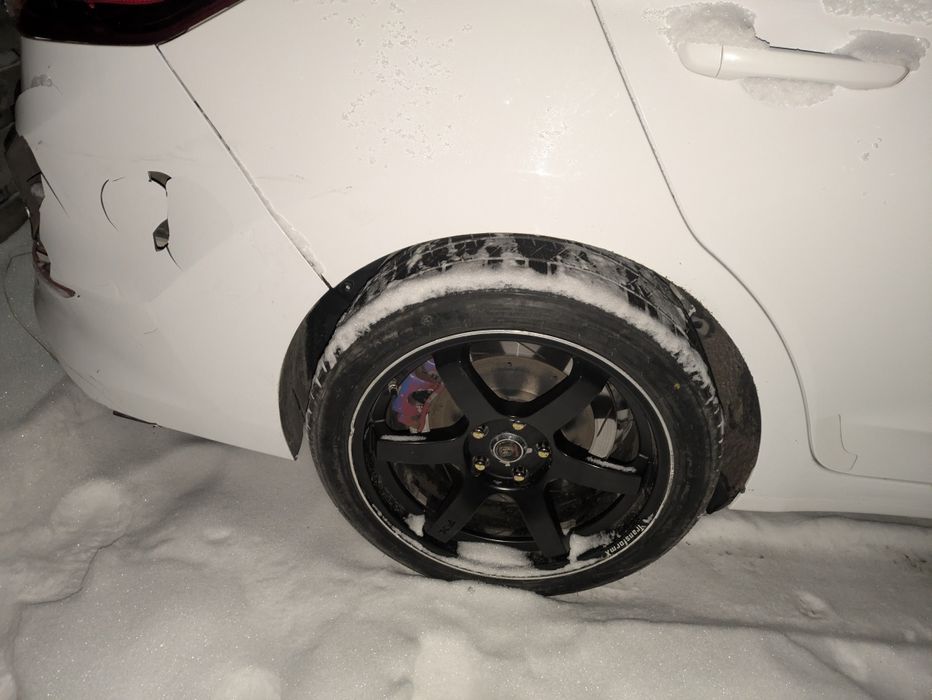 Продаются диски r18  3шт