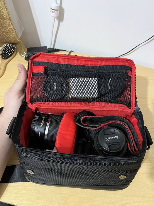 Фотоапарат Canon Eos 550D комплект със чанта и статив