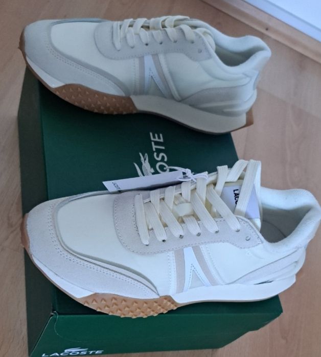 Vând adidași Lacoste originali