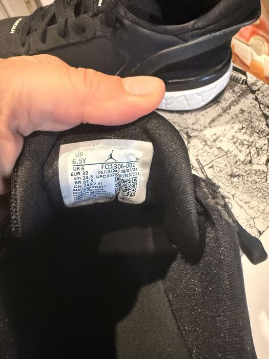 Маратонки Jordan 39 номер
